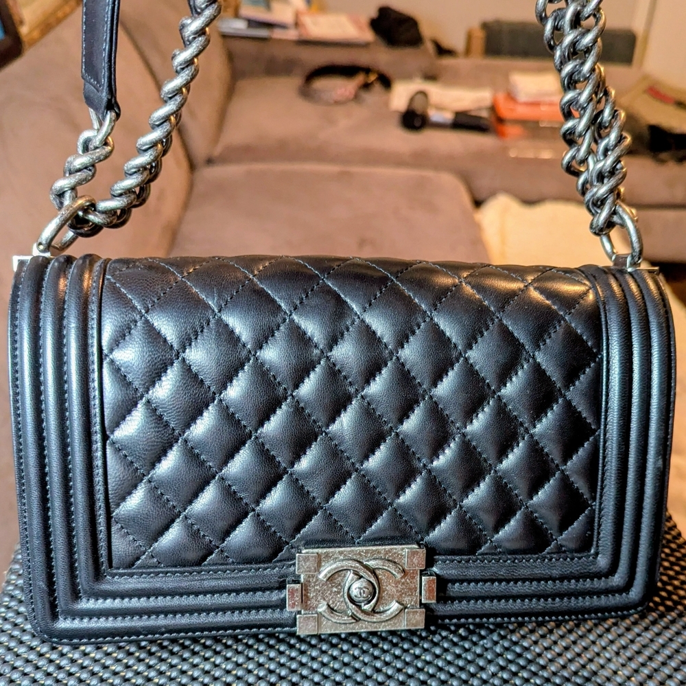 CHANEL Caviar Quilted Medium Boy Flap Black Crossbody Bag
